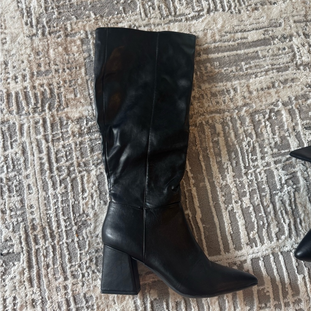 Elegant Black Knee-High Women's Boots
